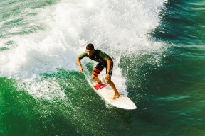 九游体育(jiuyou)官方网站德布劳内与30激战切尔西分钟，重要助攻胜负难料！，浓眉哥焦点对战气势如虹延续